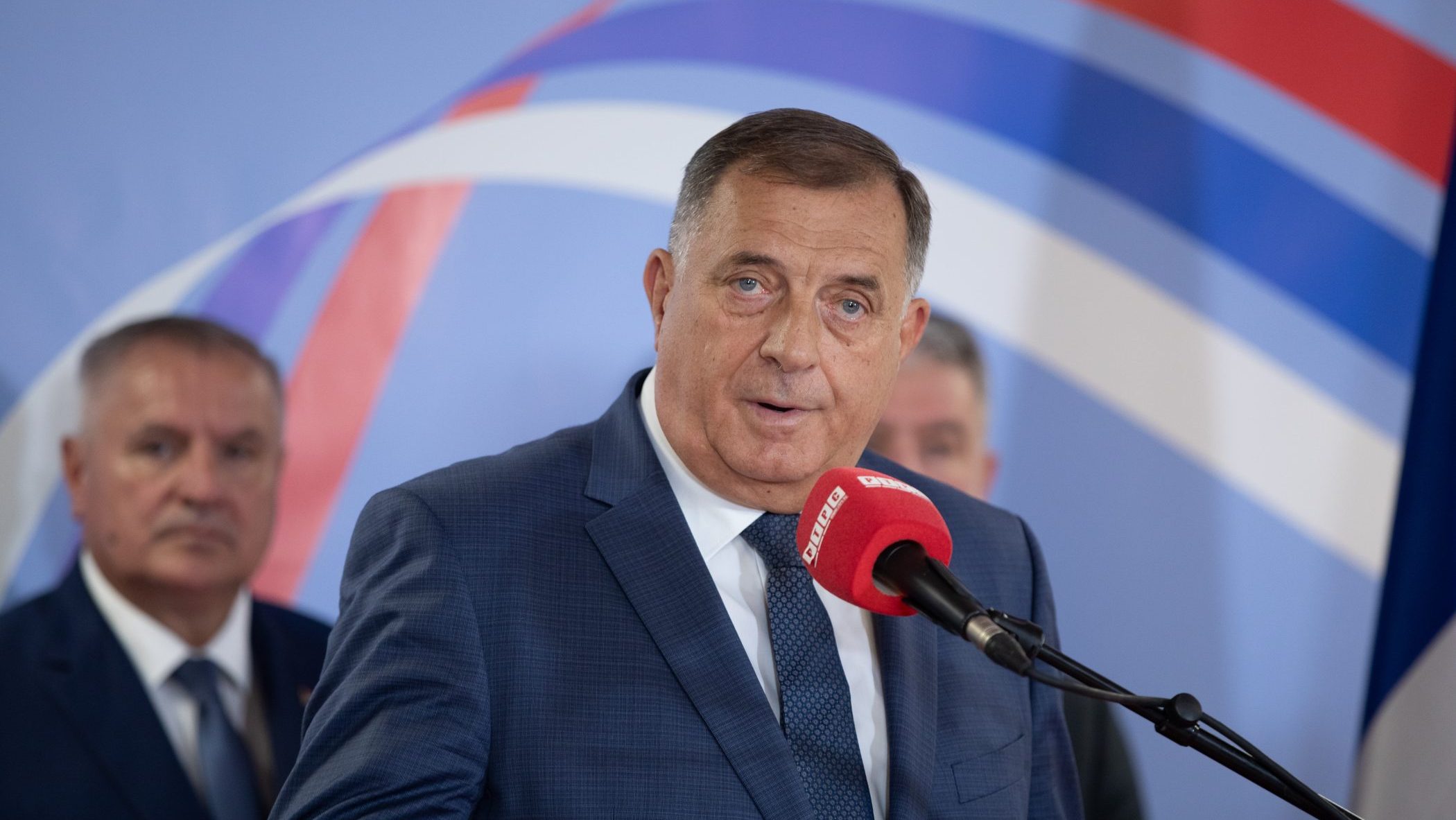 MOŽE LI DODIK ODUZETI PRIVATNU IMOVINU ZAPOSLENIKA U DRŽAVNIM INSTITUCIJAMA I PRAVOSUĐU?